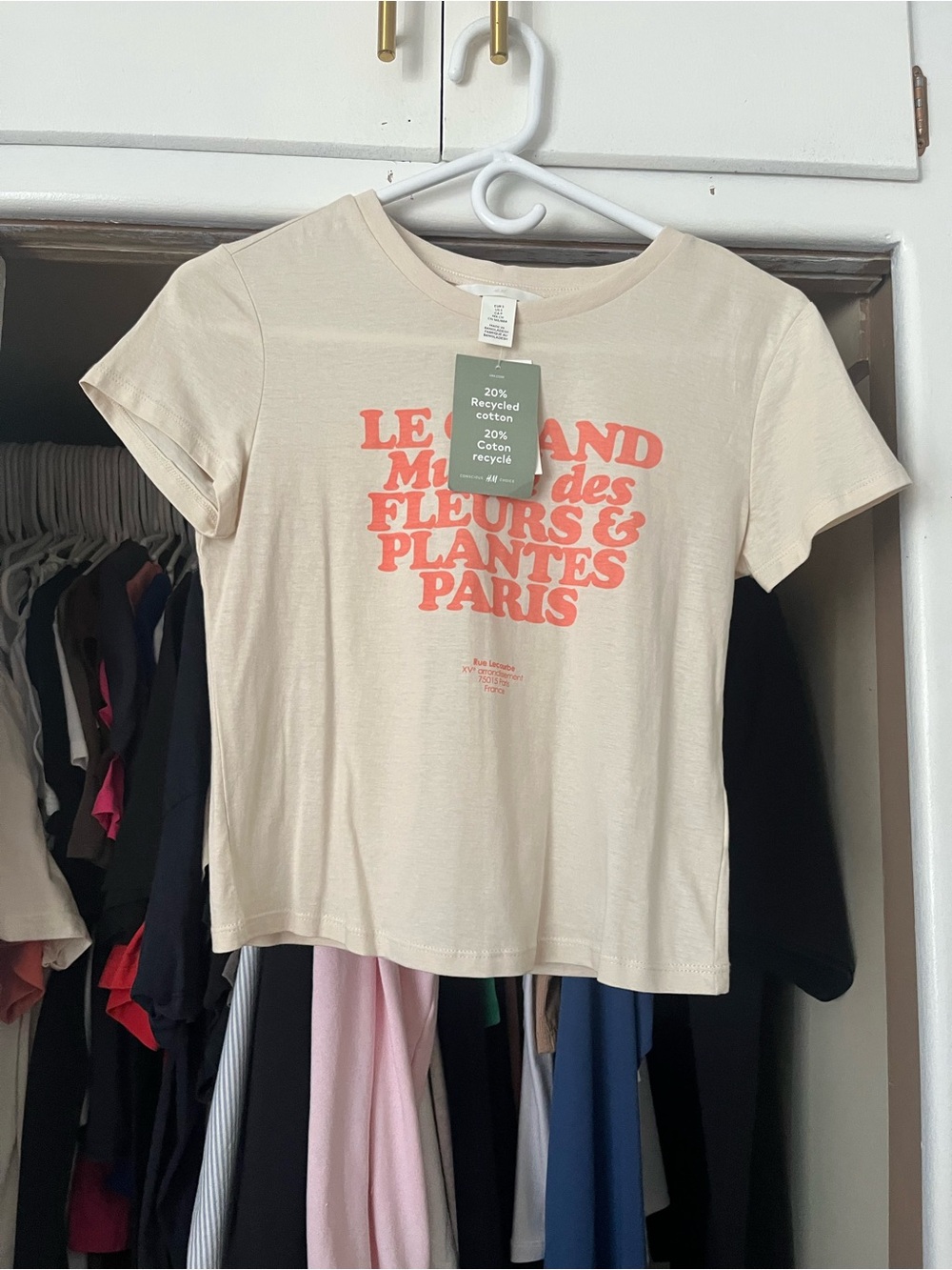 H&M Cream Crop Tee with Coral Graphic